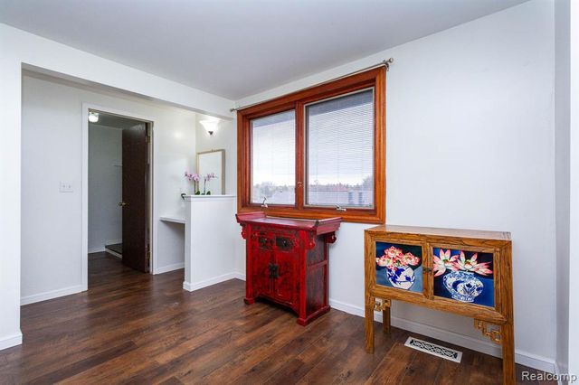 1146 Concord Court, Northville, MI 48167