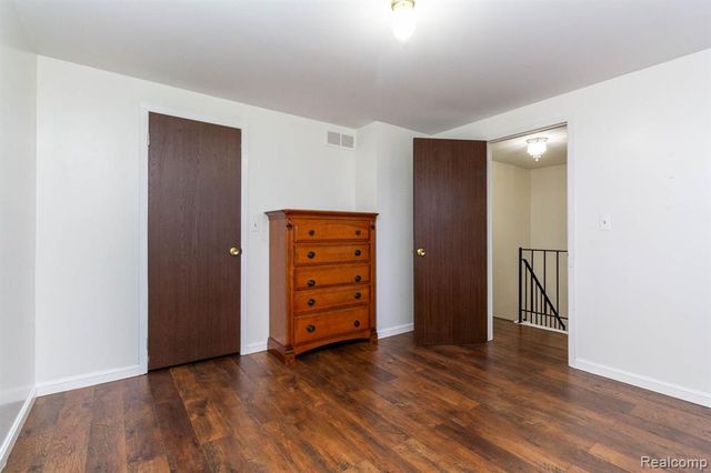 1146 Concord Court, Northville, MI 48167