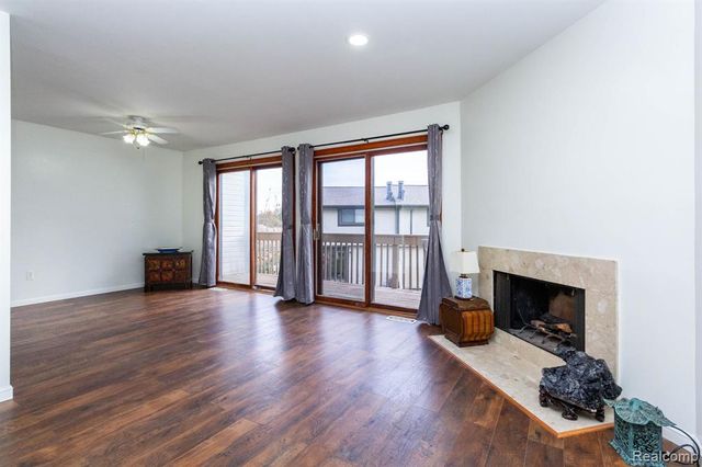 1146 Concord Court, Northville, MI 48167