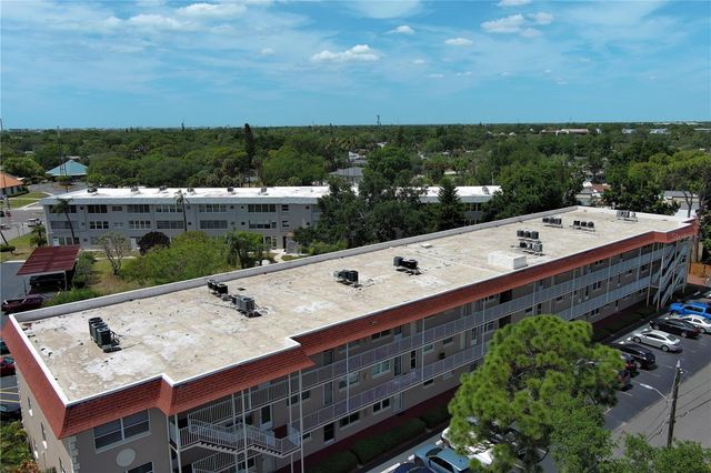 6645 1ST AVENUE N 103, St Petersburg, FL 33710