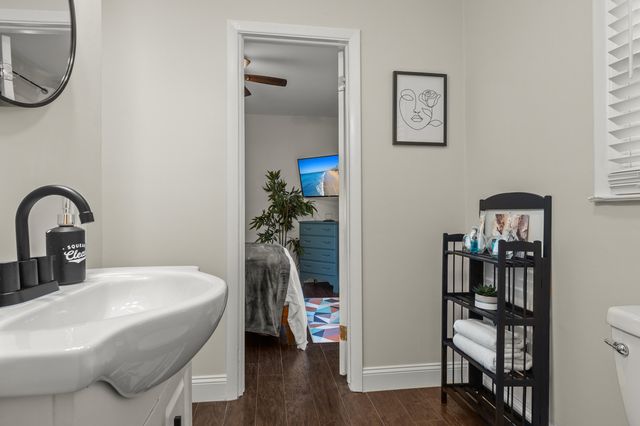 2611 N Oakridge Circle, North Charleston, SC 29420