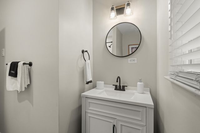 2611 N Oakridge Circle, North Charleston, SC 29420