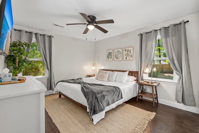 2611 N Oakridge Circle, North Charleston, SC 29420