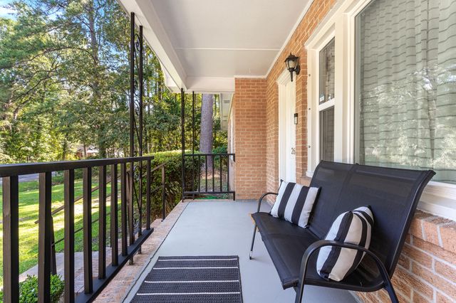 2611 N Oakridge Circle, North Charleston, SC 29420