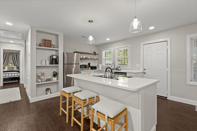 2611 N Oakridge Circle, North Charleston, SC 29420