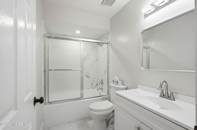 165 Bristol Court, Lakewood, NJ 08701