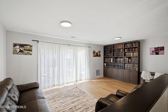 165 Bristol Court, Lakewood, NJ 08701