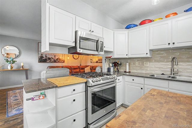 15137 E Nassau Avenue, Aurora, CO 80014