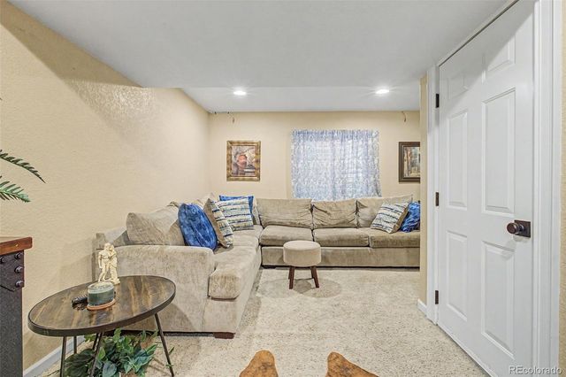 15137 E Nassau Avenue, Aurora, CO 80014