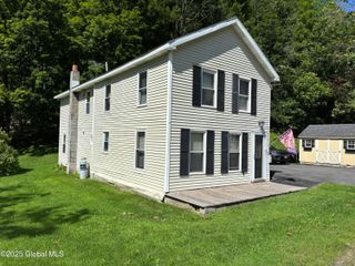 33 Dunham Hollow Road, Nassau, NY 12062