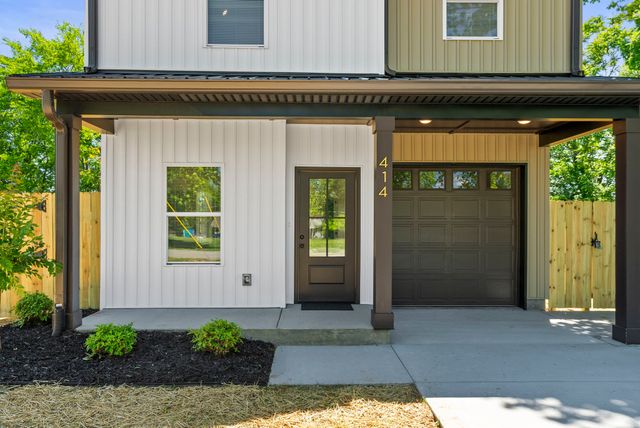 414 21st Ave, W, Springfield, TN 37172