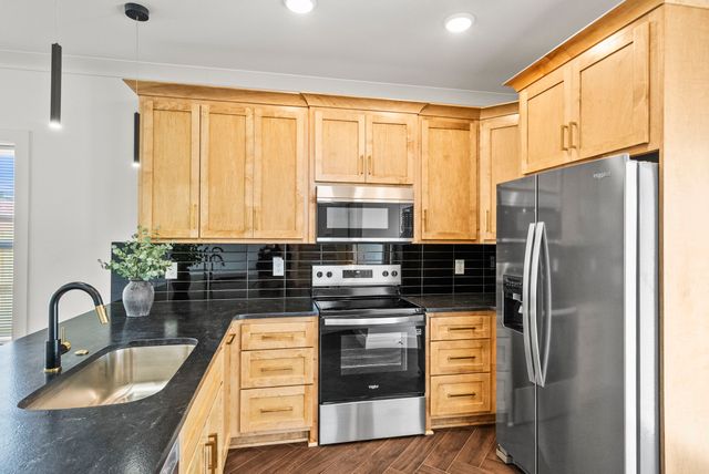 414 21st Ave, W, Springfield, TN 37172