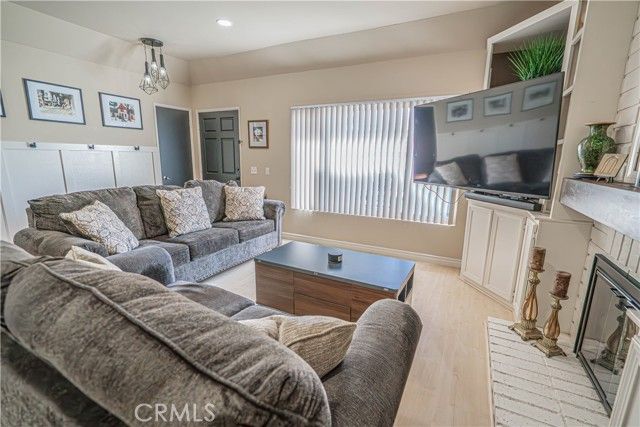 1770 E Avenida De Las Flores, Thousand Oaks, CA 91362