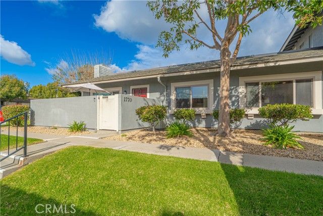 1770 E Avenida De Las Flores, Thousand Oaks, CA 91362