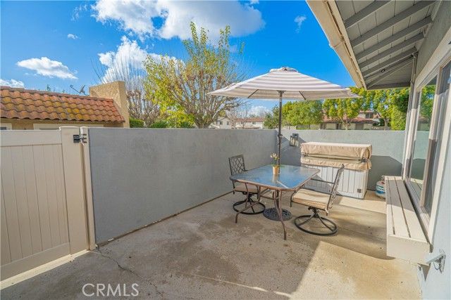 1770 E Avenida De Las Flores, Thousand Oaks, CA 91362