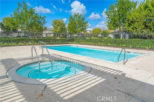 1770 E Avenida De Las Flores, Thousand Oaks, CA 91362