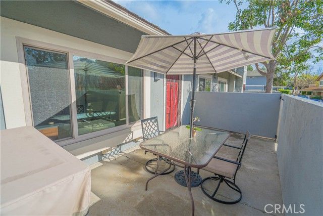 1770 E Avenida De Las Flores, Thousand Oaks, CA 91362