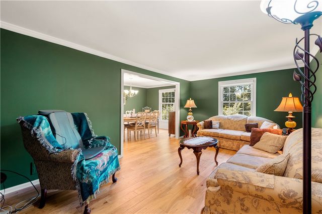 179 Roscommon Pl, Peters Twp, PA 15317