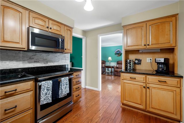 179 Roscommon Pl, Peters Twp, PA 15317
