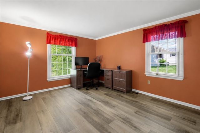 179 Roscommon Pl, Peters Twp, PA 15317