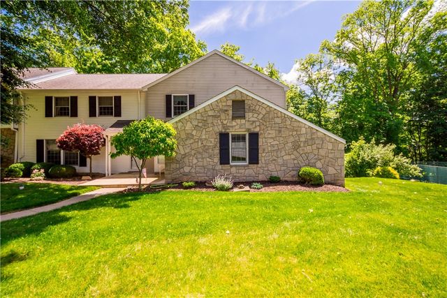 179 Roscommon Pl, Peters Twp, PA 15317