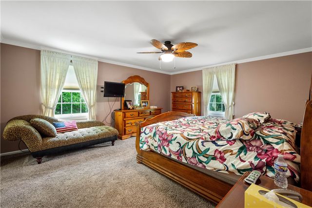 179 Roscommon Pl, Peters Twp, PA 15317
