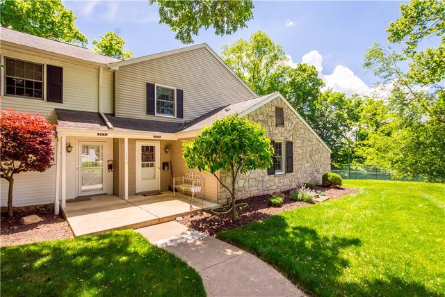 179 Roscommon Pl, Peters Twp, PA 15317