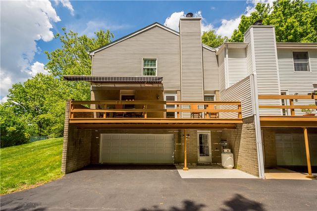 179 Roscommon Pl, Peters Twp, PA 15317