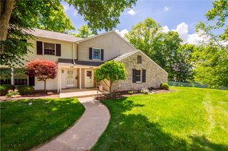 179 Roscommon Pl, Peters Twp, PA 15317