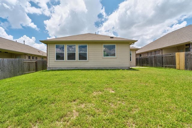 217 Strawberry Blonde DR, Buda, TX 78610
