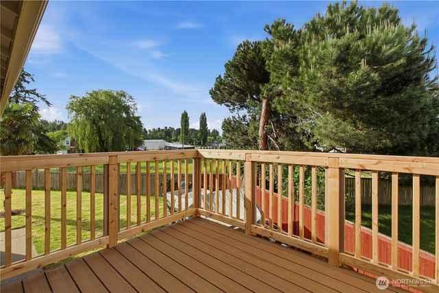 439 Hawthorne Avenue S, Auburn, WA 98047