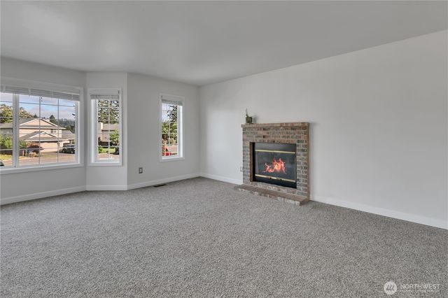 439 Hawthorne Avenue S, Auburn, WA 98047
