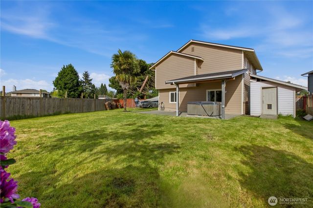 439 Hawthorne Avenue S, Auburn, WA 98047