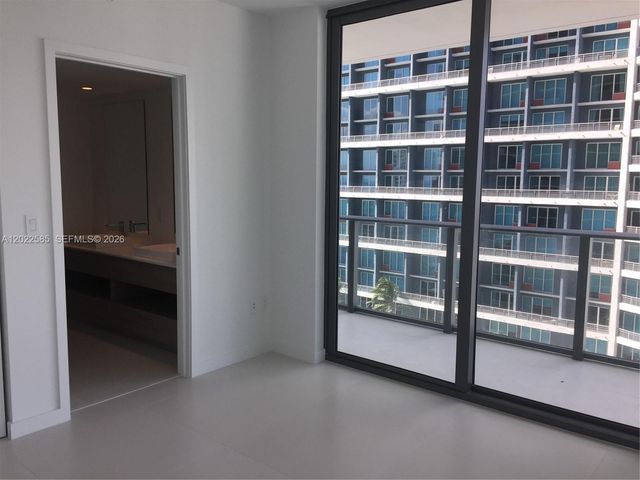 1300 S Miami 1910, Miami, FL 33130