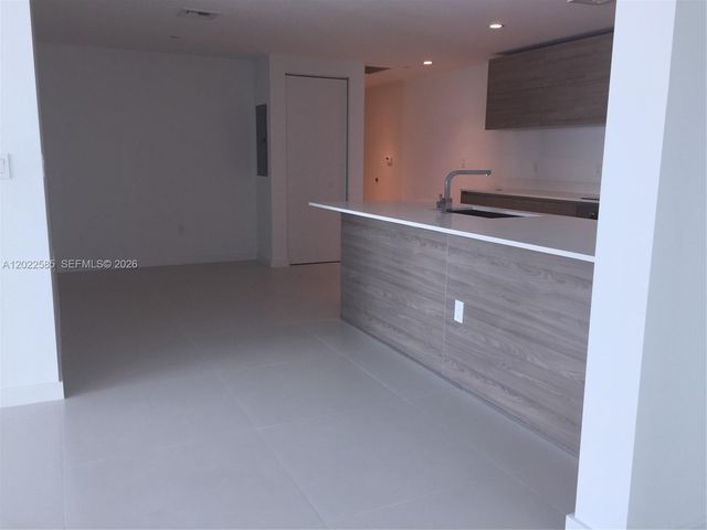 1300 S Miami 1910, Miami, FL 33130
