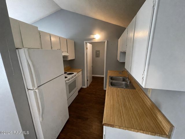 405 Fox Run Avenue 2, Lafayette, LA 70508