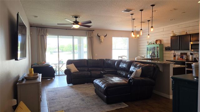 1562 HACKNEY TER, Deland, FL 32720