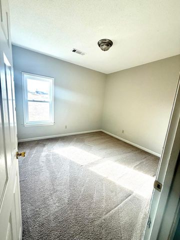 384 TIPTON LAKE CIR W, Millington, TN 38053