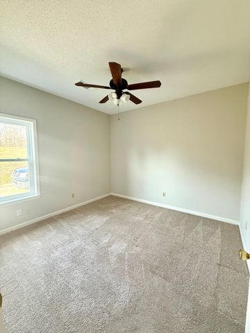 384 TIPTON LAKE CIR W, Millington, TN 38053