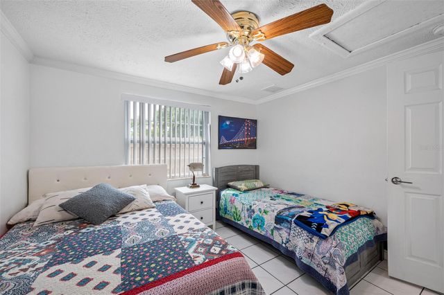 9127 SANDCROFT COURT, Tampa, FL 33615