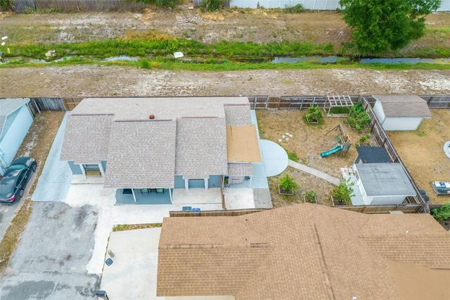 9127 SANDCROFT COURT, Tampa, FL 33615