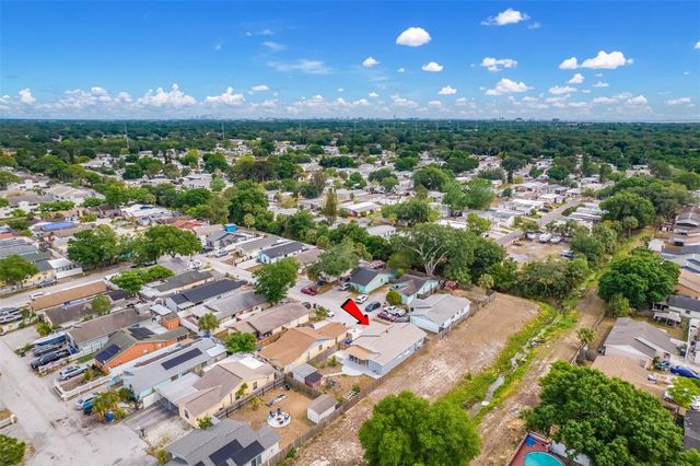 9127 SANDCROFT COURT, Tampa, FL 33615