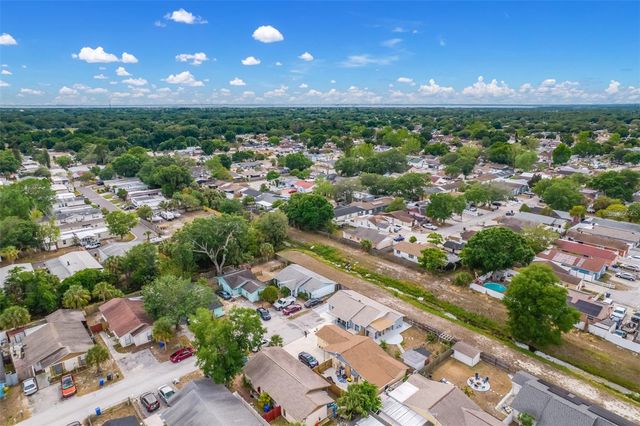 9127 SANDCROFT COURT, Tampa, FL 33615