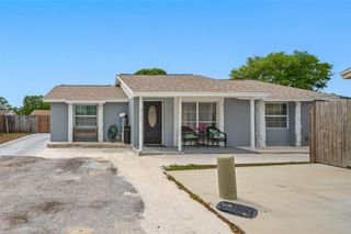 9127 SANDCROFT COURT, Tampa, FL 33615