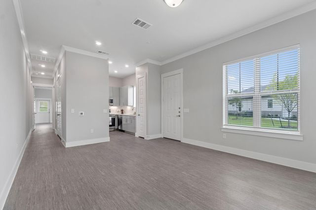 476 Suffield DR 306, Buda, TX 78610