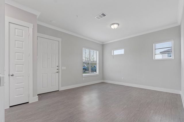 476 Suffield DR 306, Buda, TX 78610