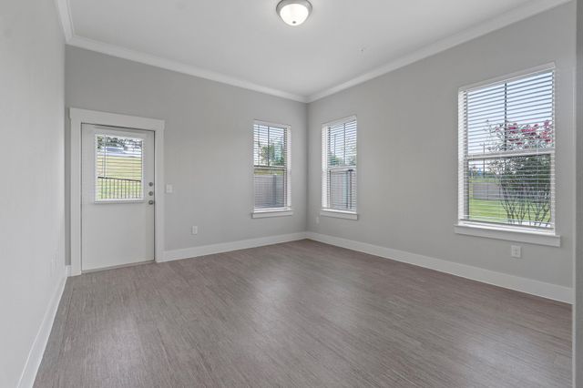 476 Suffield DR 306, Buda, TX 78610