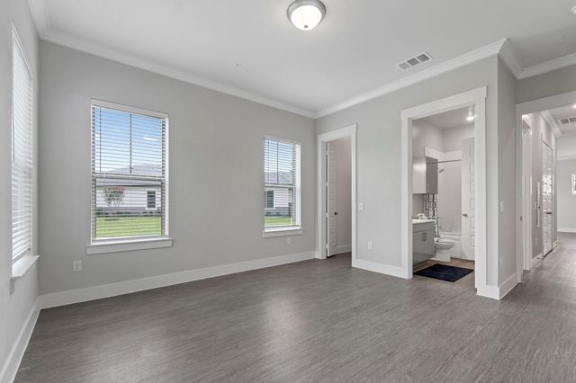 476 Suffield DR 306, Buda, TX 78610