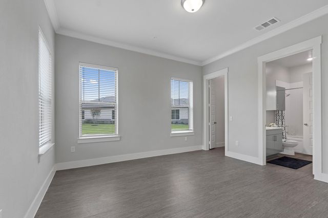 476 Suffield DR 306, Buda, TX 78610