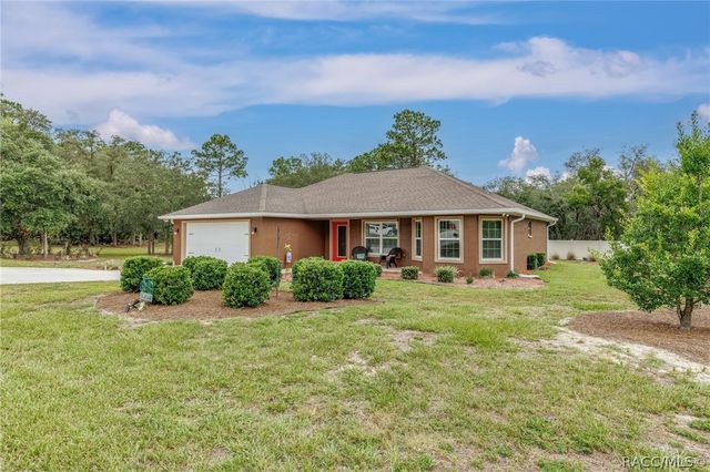 1763 W McNeal Drive, Dunnellon, FL 34433